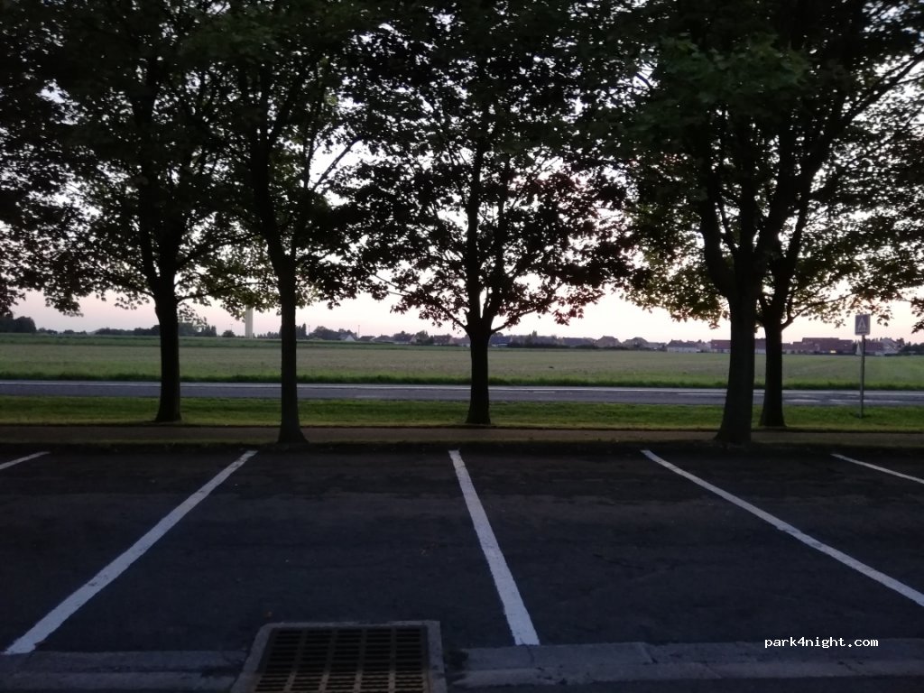 (62110) Hénin-Beaumont - 538 Rue du Docteur Laennec — foto 2