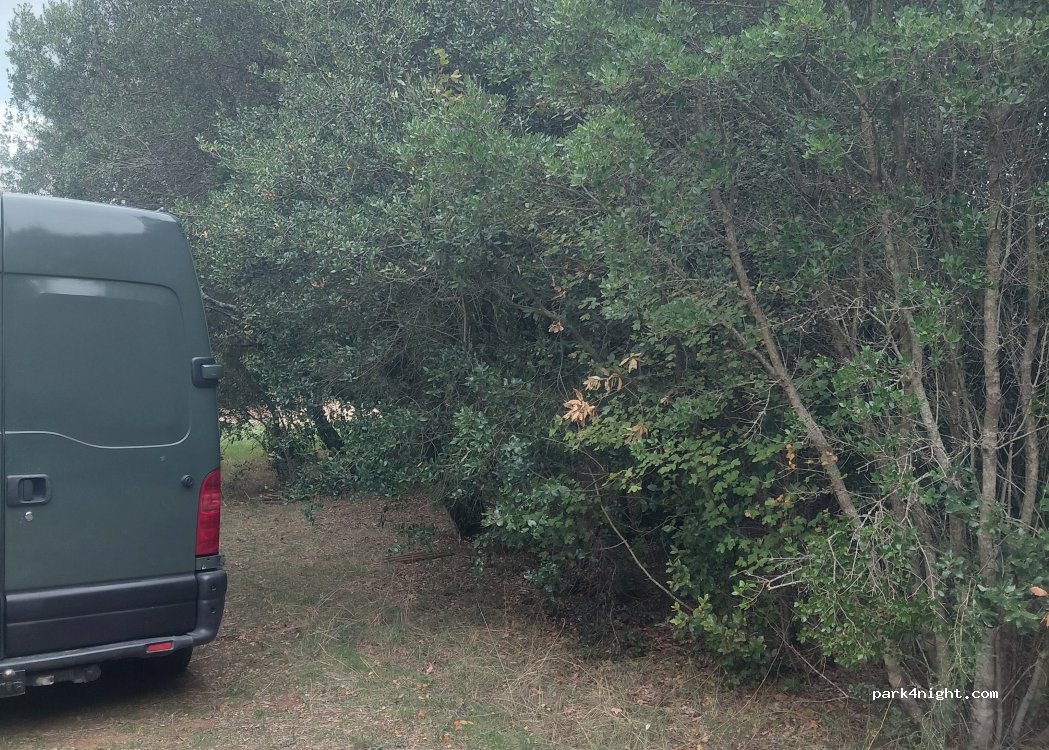 (83170) Rougiers - Unnamed Road — foto 4