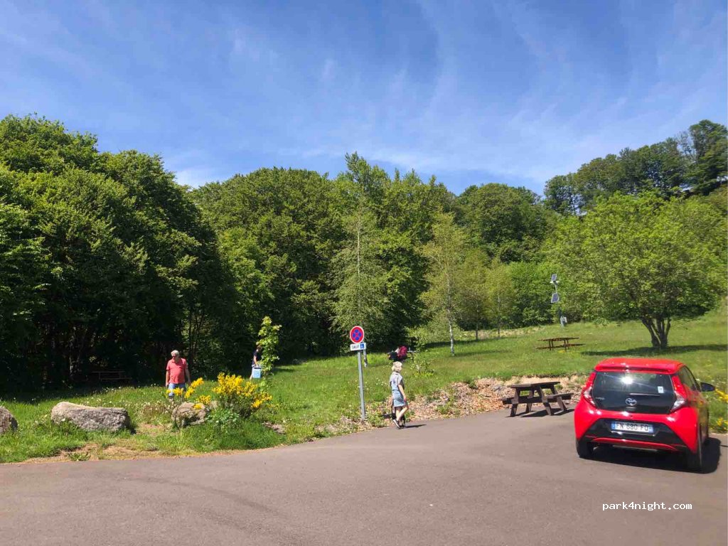 (63610) Besse-et-Saint-Anastaise - D149 — foto