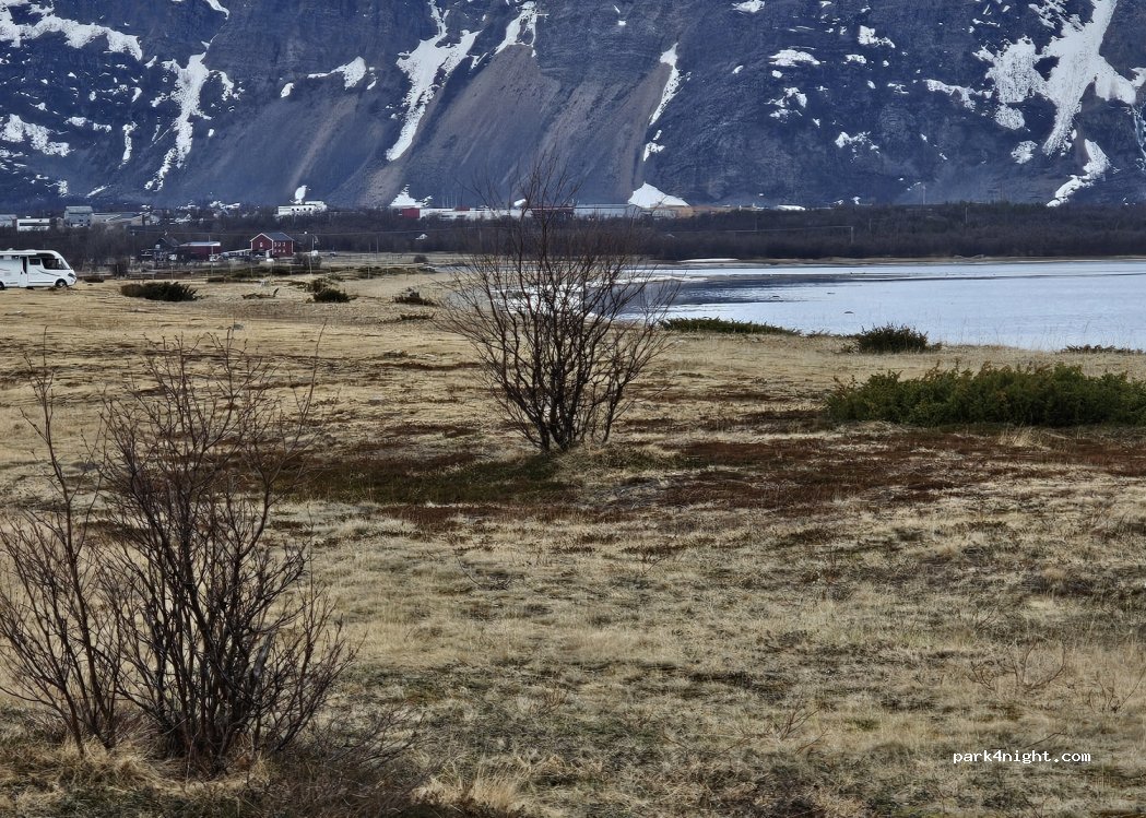(9700)  - Unnamed Road — foto 4