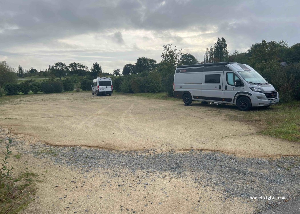 (53270) Sainte-Suzanne - Chemin de la Sorinière — foto 4