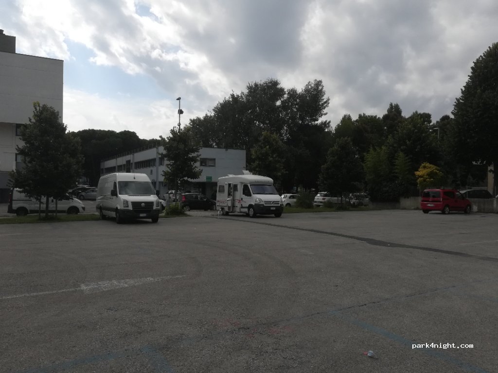 (47814) Igea Marina - 43 Via Roma — foto