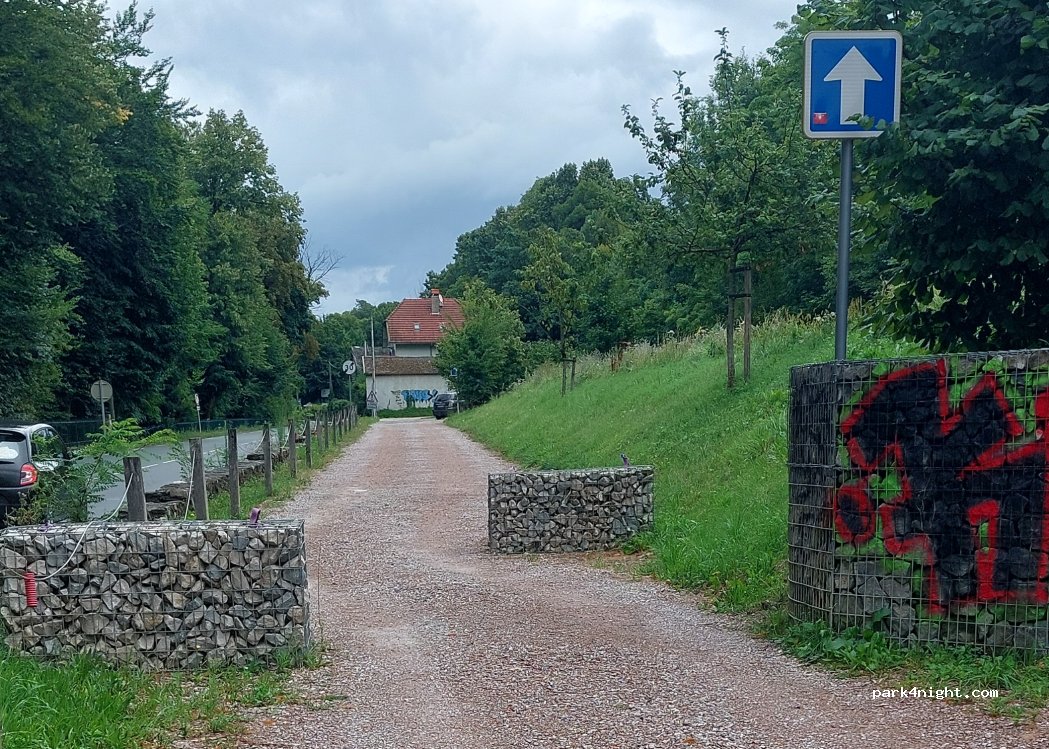 (74500) Lugrin - 69-71 Route Nationale — foto 3