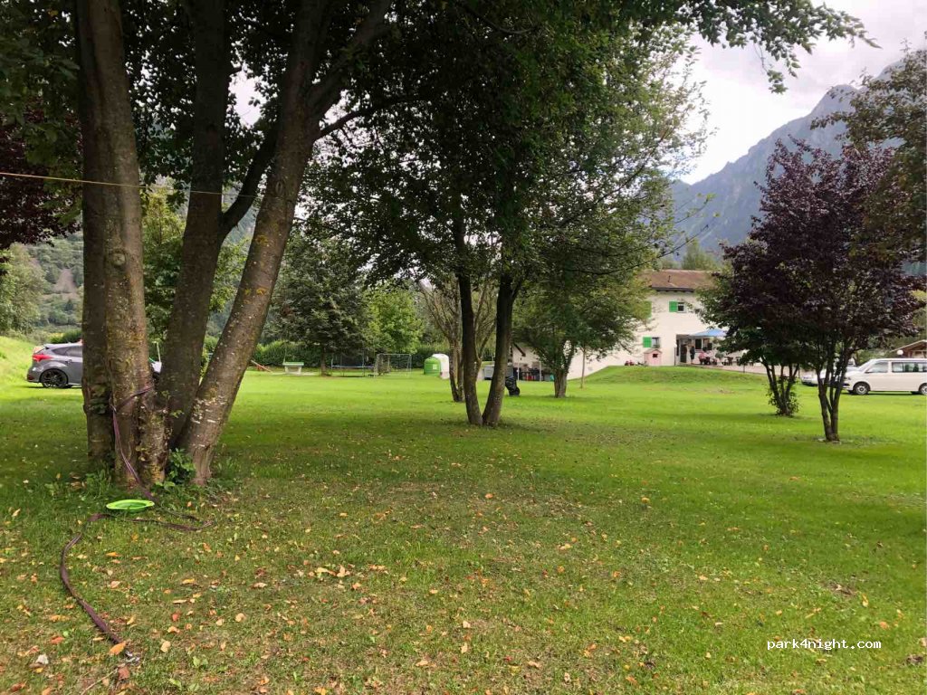 Camping Cavresc — foto