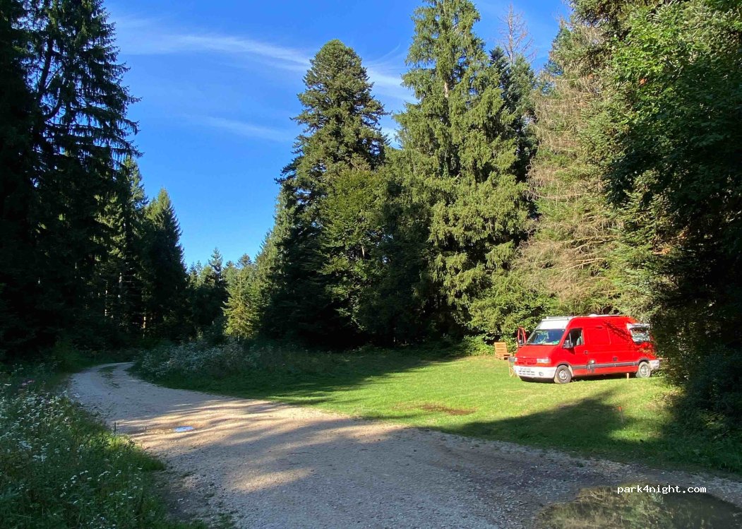 (01110) Hauteville-Lompnes - Unnamed Road — foto 4