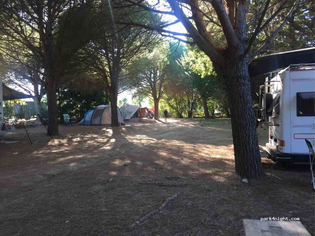 Camping à la ferme chez Marcel — foto