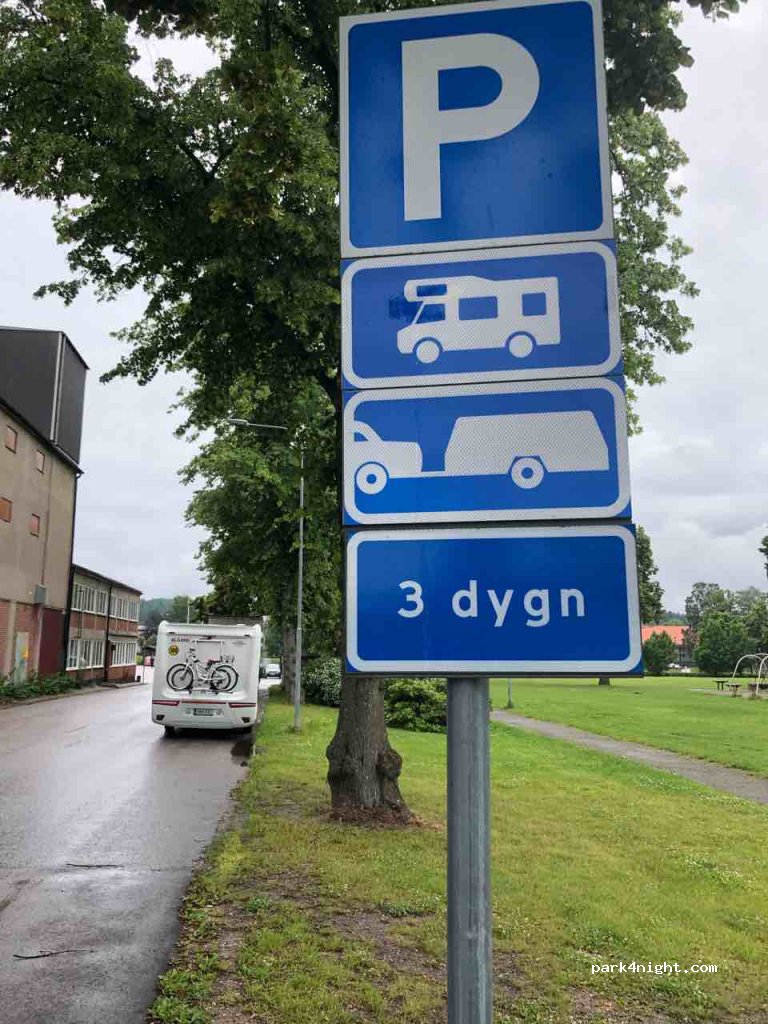 (732 31) Arboga - 3 Ångbåtsgatan — foto 2