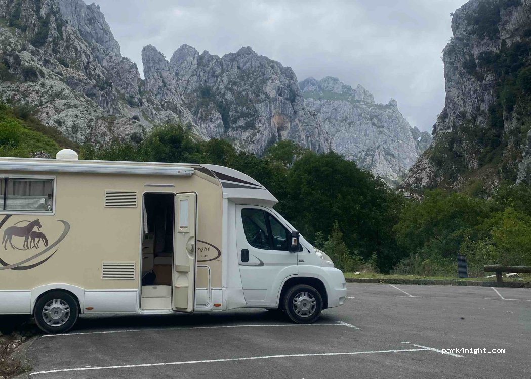 (33554) Cabrales - Carretera de Arenas al límite con Cantabria, por Sotres — foto 2