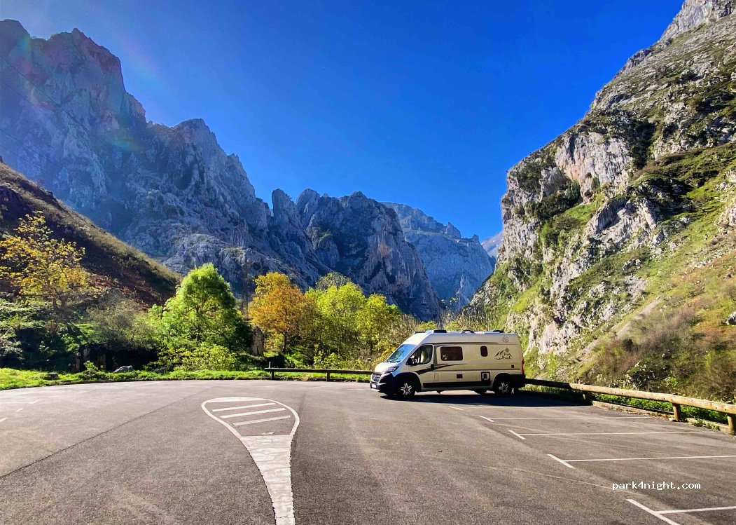 (33554) Cabrales - Carretera de Arenas al límite con Cantabria, por Sotres — foto 3