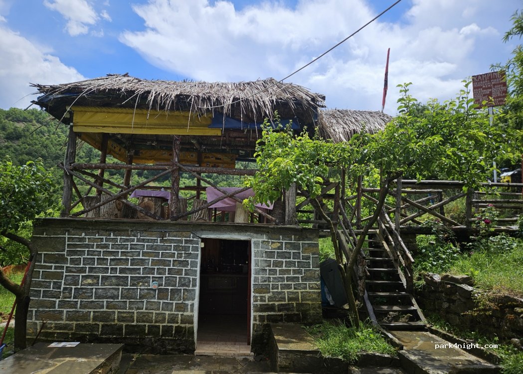 Petulla Caffe Camping — foto 4