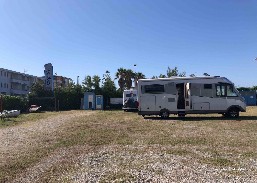 (88042) Falerna Marina - 34 Strada Statale 18 Tirrena Inferiore — foto
