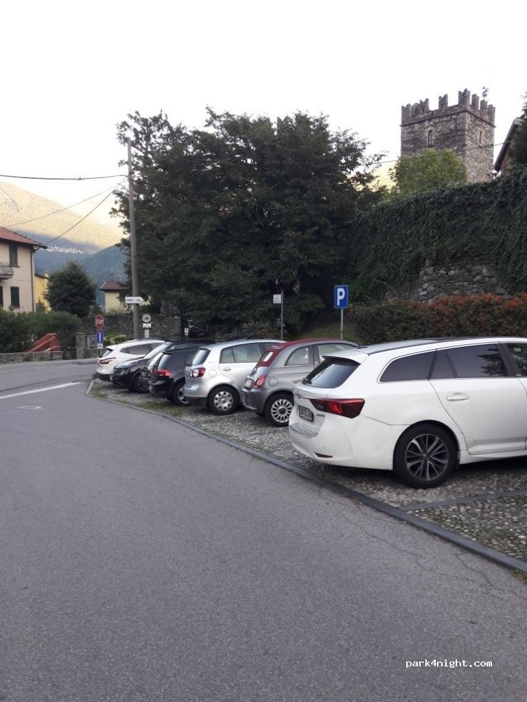 (22010) Santa Maria Rezzonico - Via Terra di Rezzonico — foto