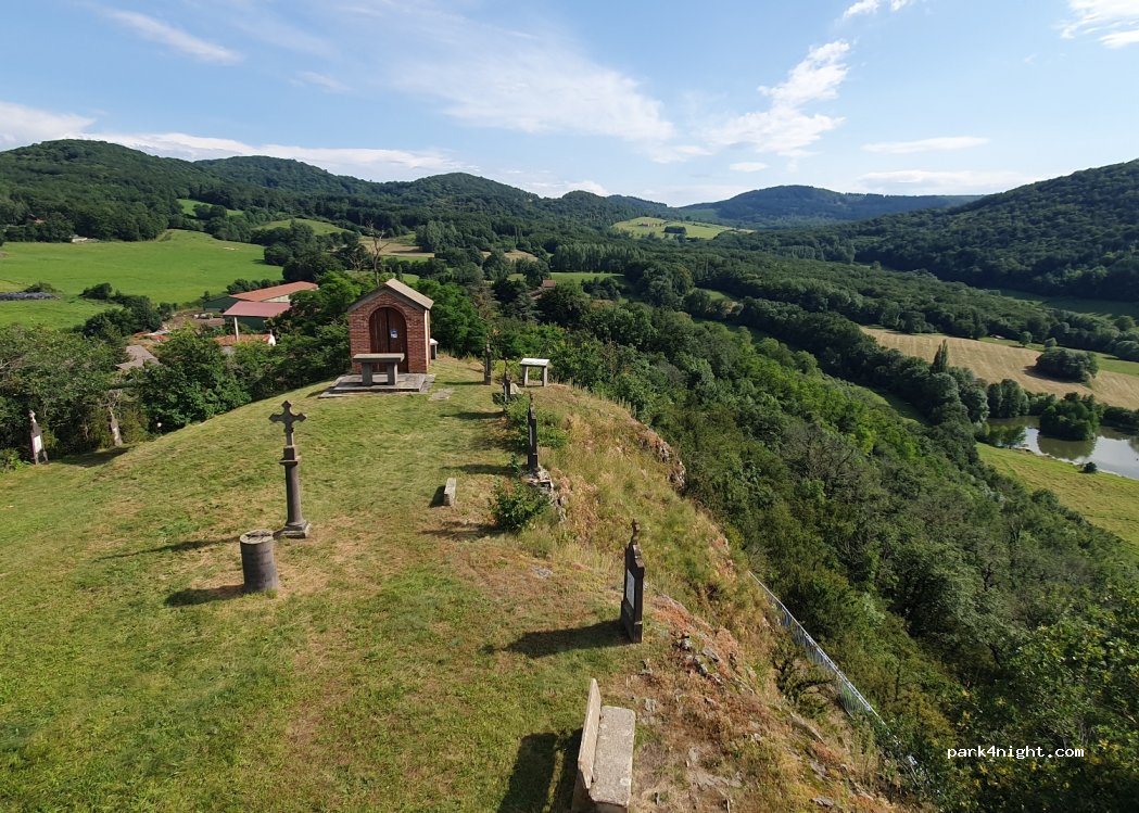 (63160) Saint-Julien-de-Coppel - Roche — foto 3