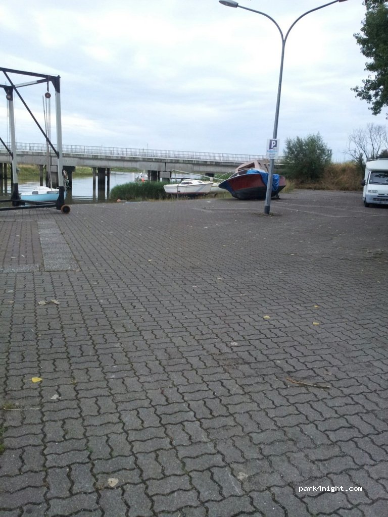 (44600) Saint-Nazaire - 4-14 Quai du Port de Méan — foto 2