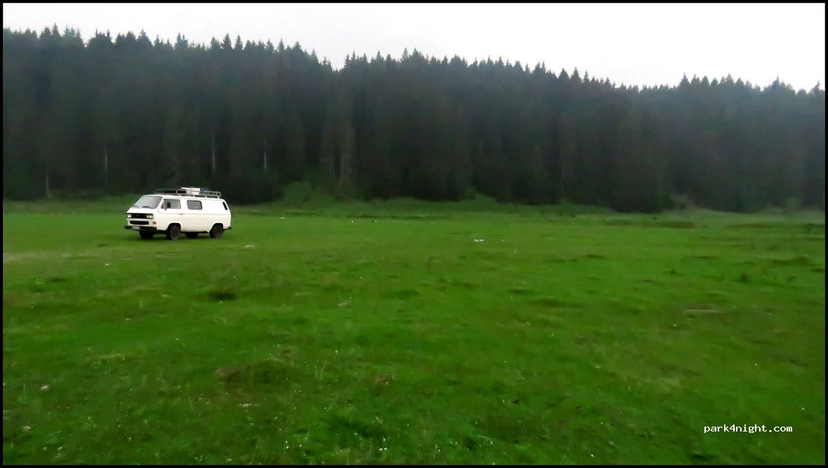 (727595) Vatra Moldoviței - DN17A — foto 2