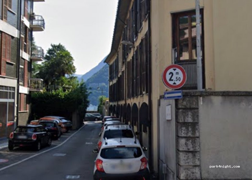 (22100) Como - 2 Via Museo Giovio — foto 2