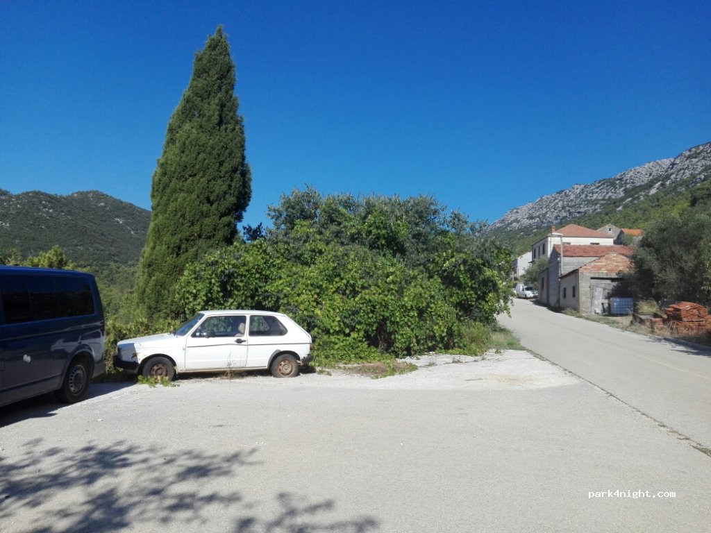 (20230) Česvinica - Unnamed Road — foto 3