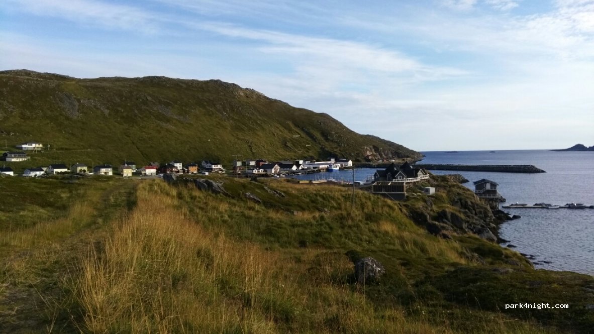(9763) Skarsvåg - 16 Skutnesveien — foto
