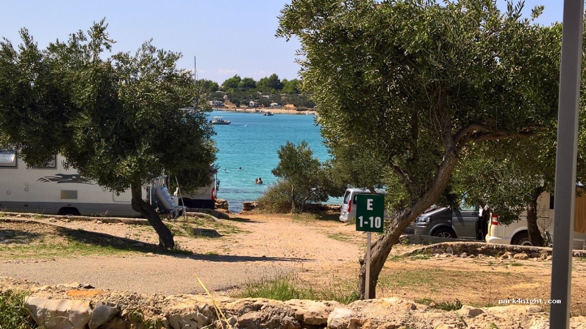 Camp Kosirina — foto