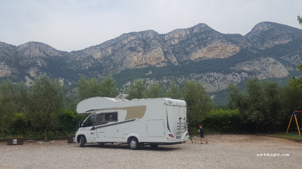 (37020) Dolcè - 101 Via del Casal — foto