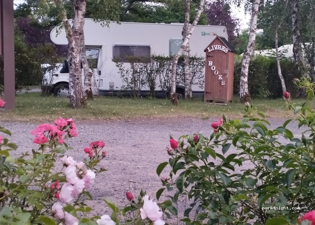 FLOWER CAMPING DE MARS — foto 5
