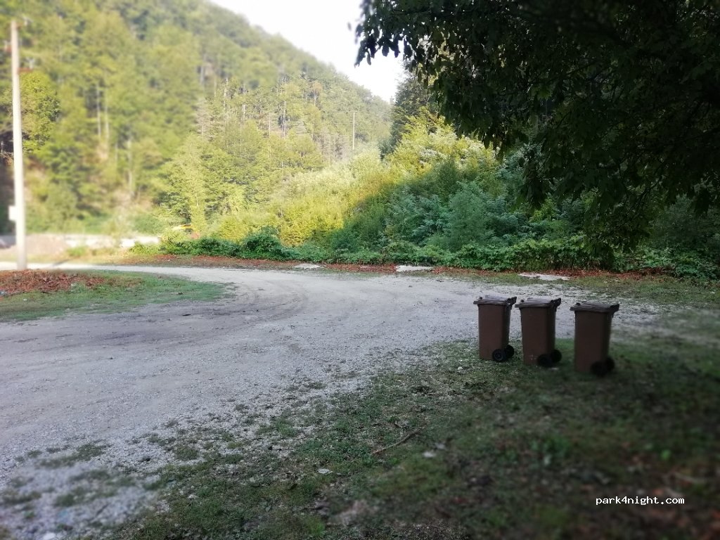 () Gabrovo - Unnamed Road — foto