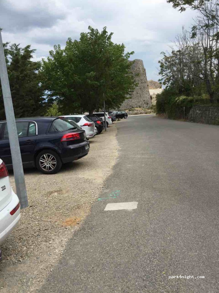 (04150) Simiane-la-Rotonde - Les Clapiers de Bicasson — foto