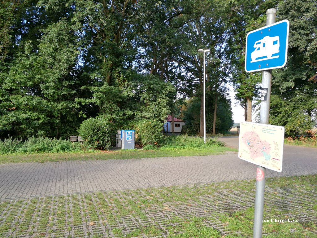 Wohnmobilstellplatz am Inselbad Bahia in Bocholt — foto 2