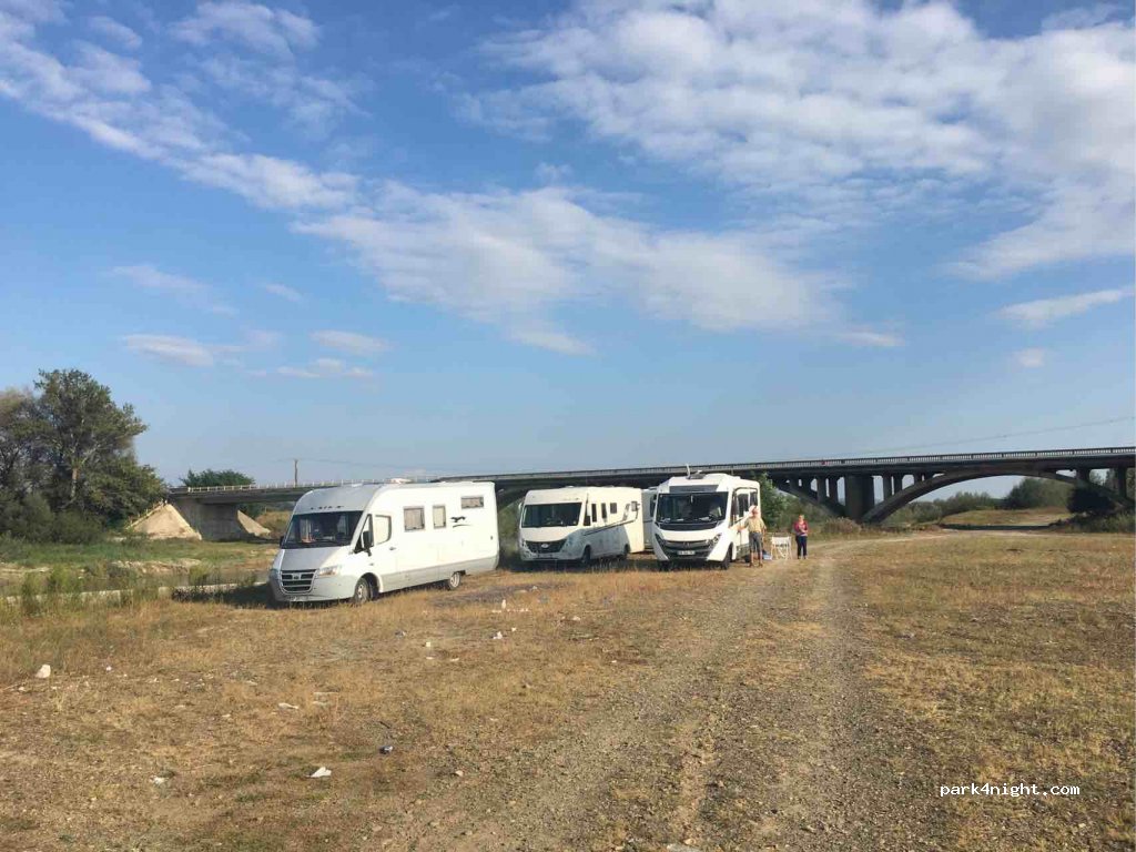 (727337) Roșcani - 370 DJ208C — foto 2