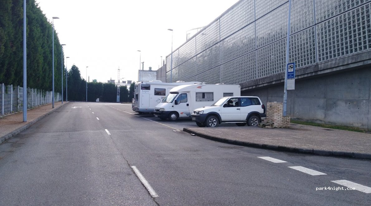 (33420) Lugones - 30A Avenida Conde Santa Bárbara — foto 2