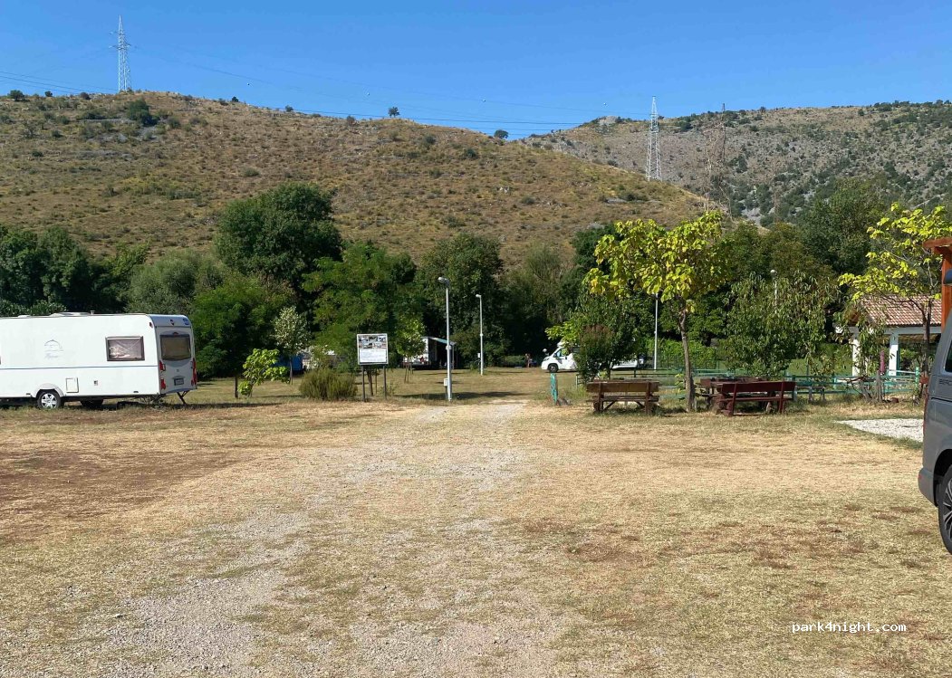 River Camp Buna - Half Island — foto 3