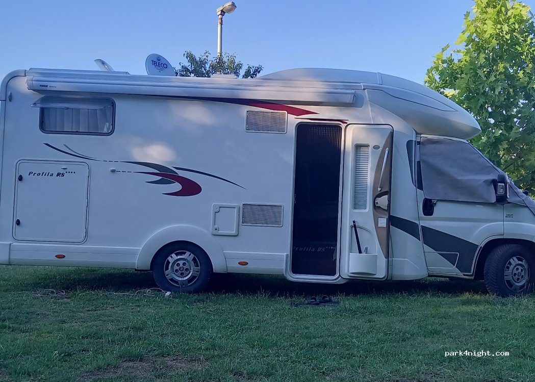 River Camp Buna - Half Island — foto 4