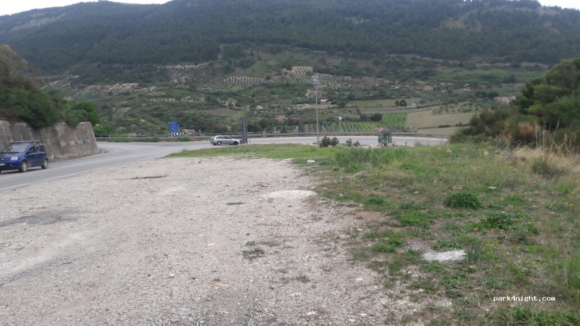 (92020) Santo Stefano - 74 Strada Statale 118 — foto
