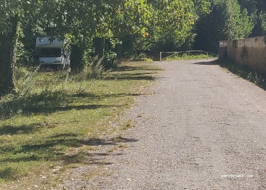 (10700) Arcis-sur-Aube - 7 Rue des Moulins — foto 2