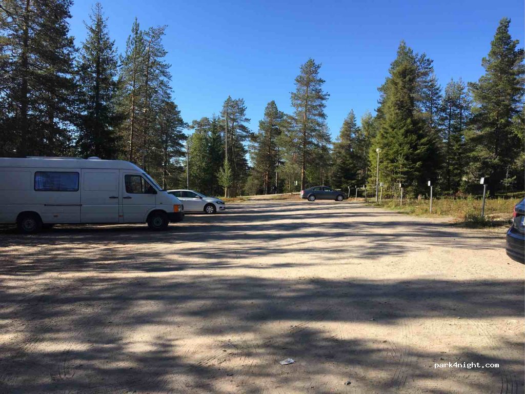(96400) Rovaniemi - 1 Juhannuskalliontie — foto