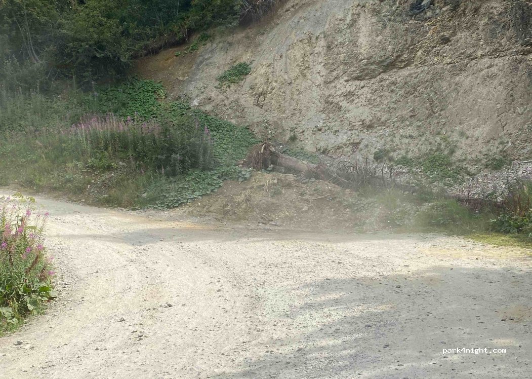 (73270) Beaufort - Unnamed Road — foto 2