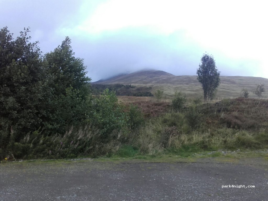 (FK21 8TY) Killin - Unnamed Road — foto