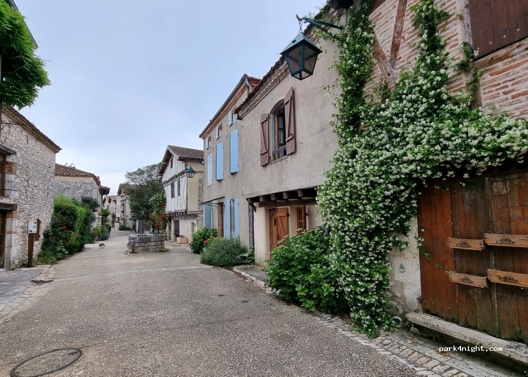 (47300) Pujols - Voie Antique — foto 2