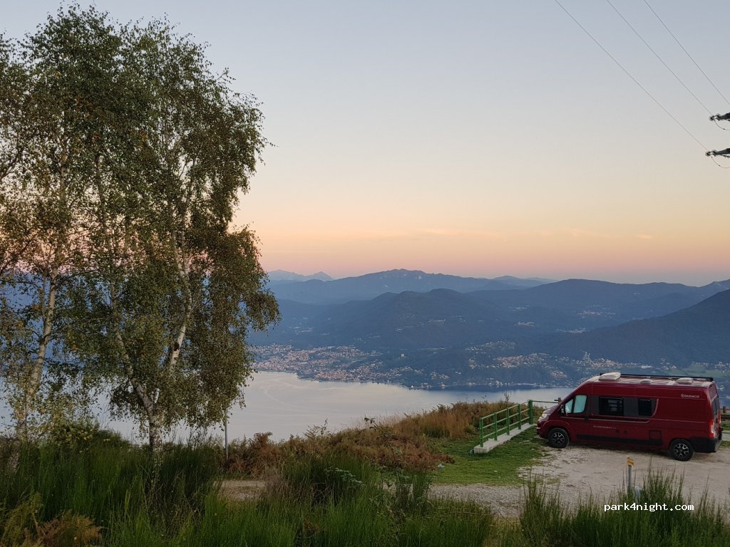 (28824) Piancavallo - Via Giulio Pastore — foto