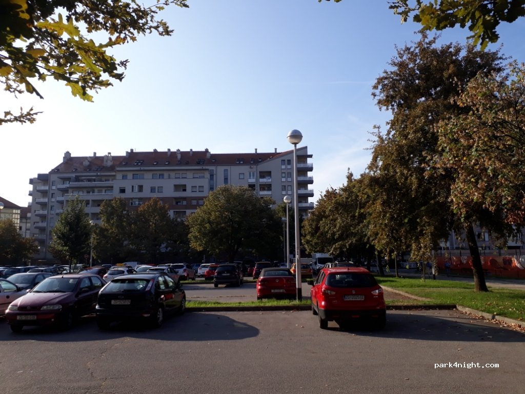 (10000) Zagreb - 30 Albrechtova ulica — foto 2