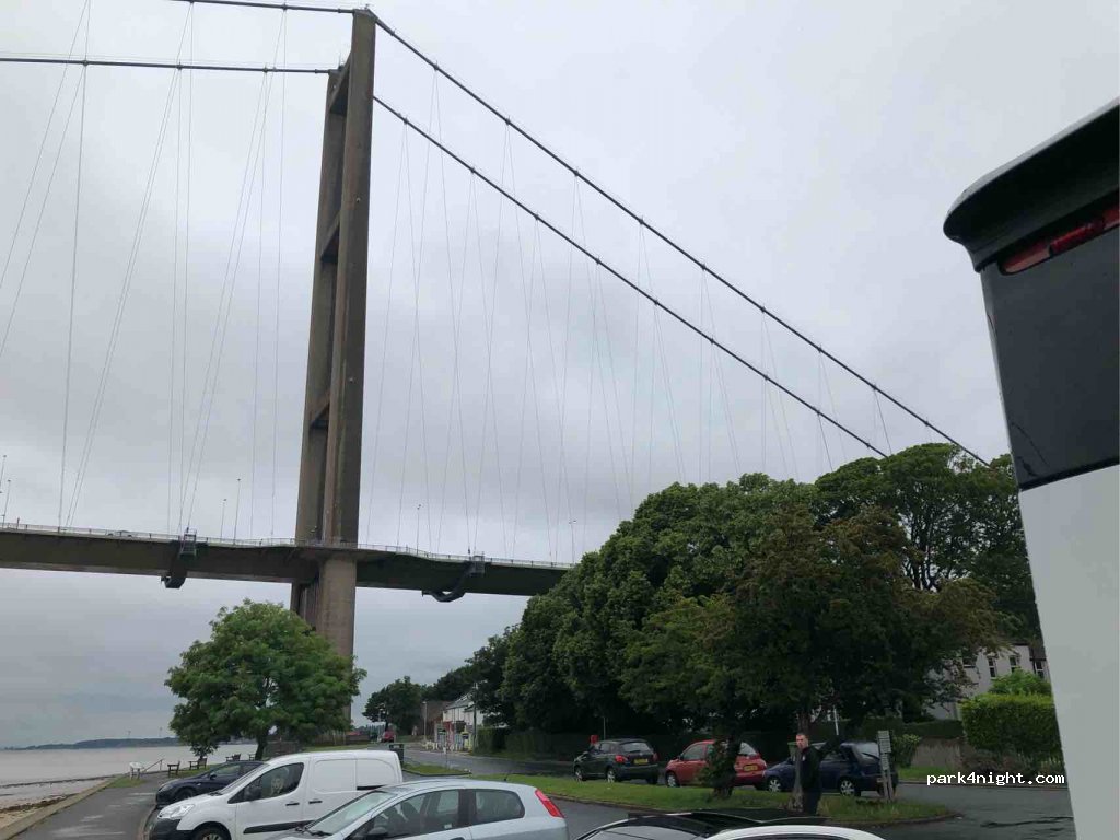 (HU13 0HE) Hessle - 42 Cliff Road — foto
