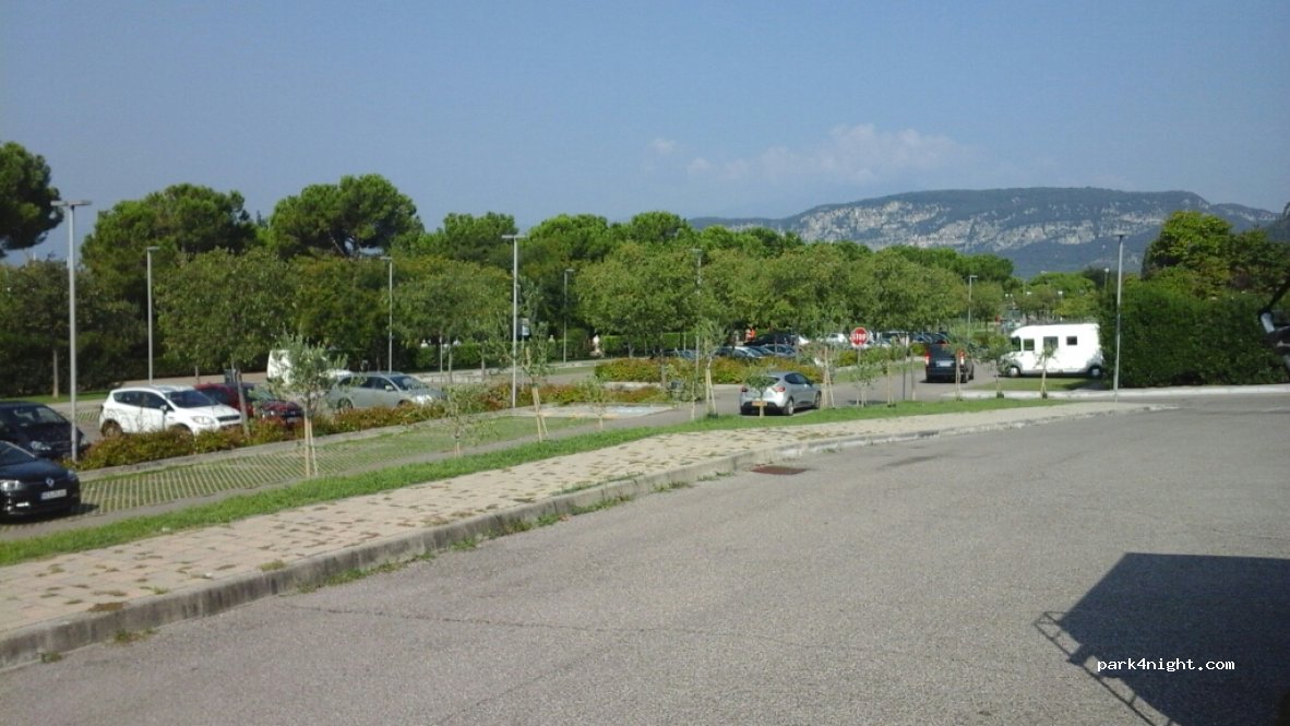 (37011) Bardolino - 11 Via Gardesana dell'Acqua — foto