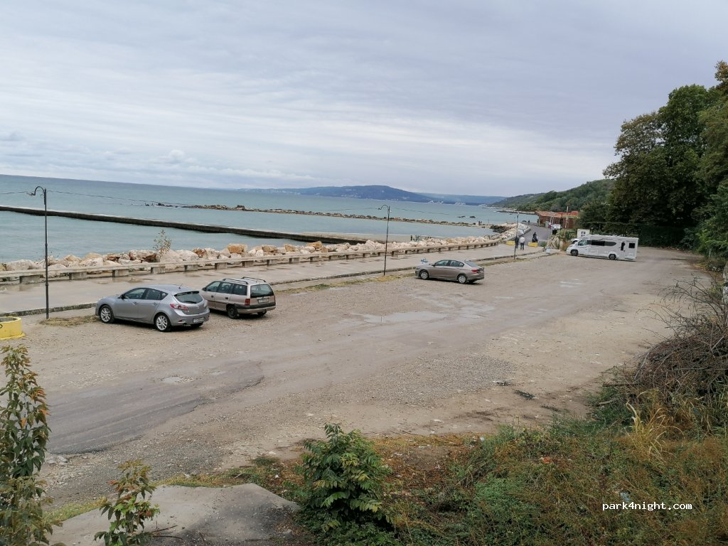 (9600) Balchik - улица „Възкресия Деветакова“ — foto 2
