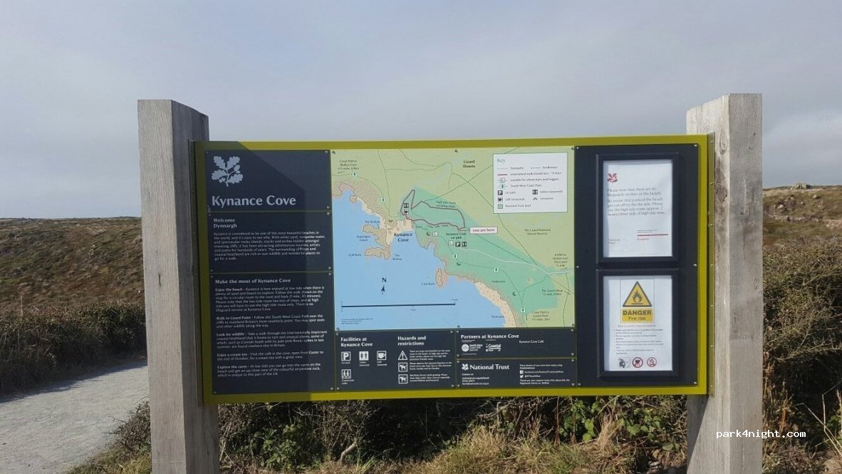 (TR12) Mullion - South West Coast Path — foto 2