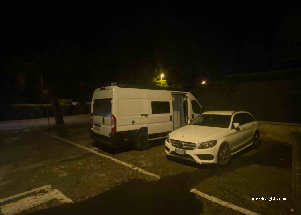 (37011) Bardolino - 4 Piazza Costituzione — foto 3