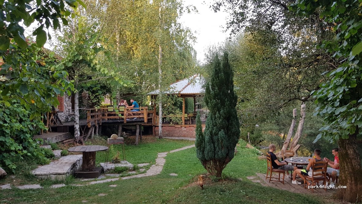 Riverside Camp — foto 2
