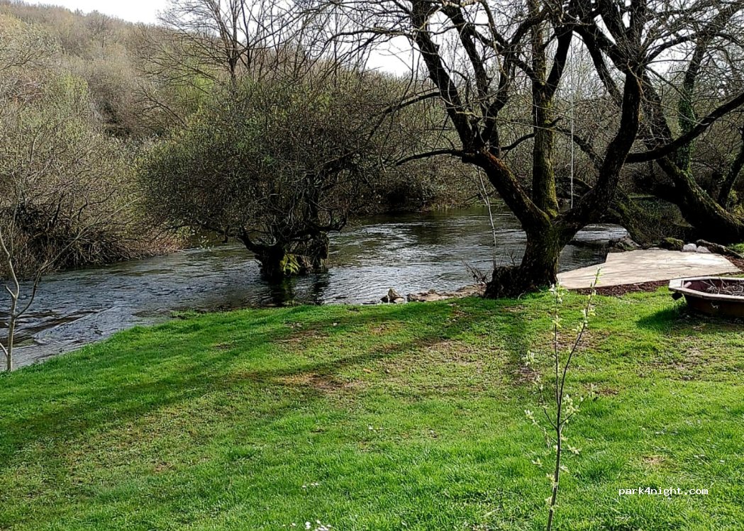 Riverside Camp — foto 4