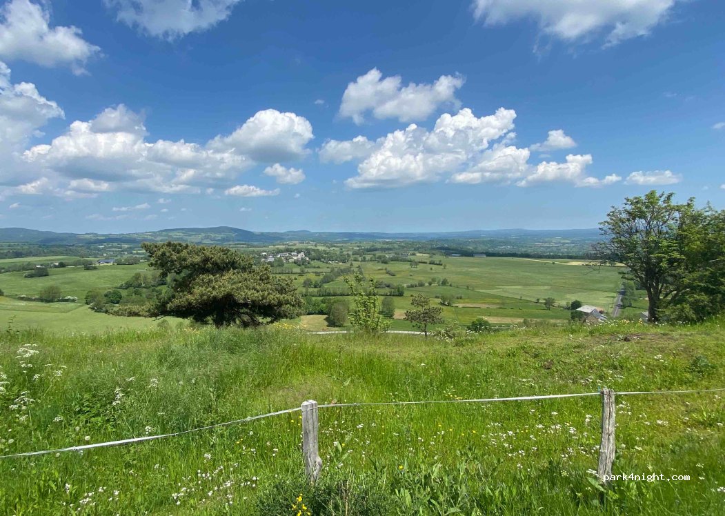 (63210) Rochefort-Montagne - 3 Route d'Orcival — foto 3