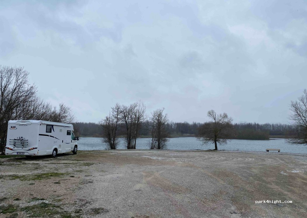 (53244) Sveti Rok - Unnamed Road — foto