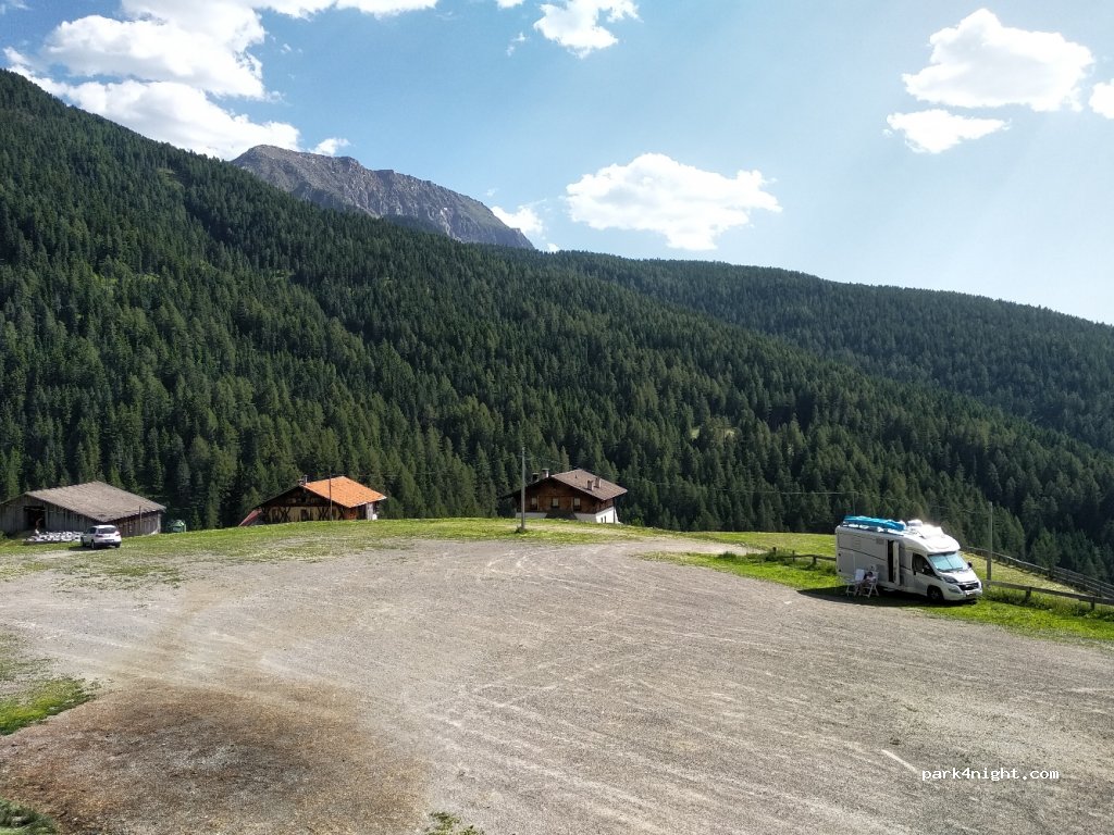 (39058) Sarntal-Reinstal (San Martino) - Via Campolasta 97 — foto